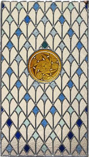 une égyptienne avec un motif médaillon celtique